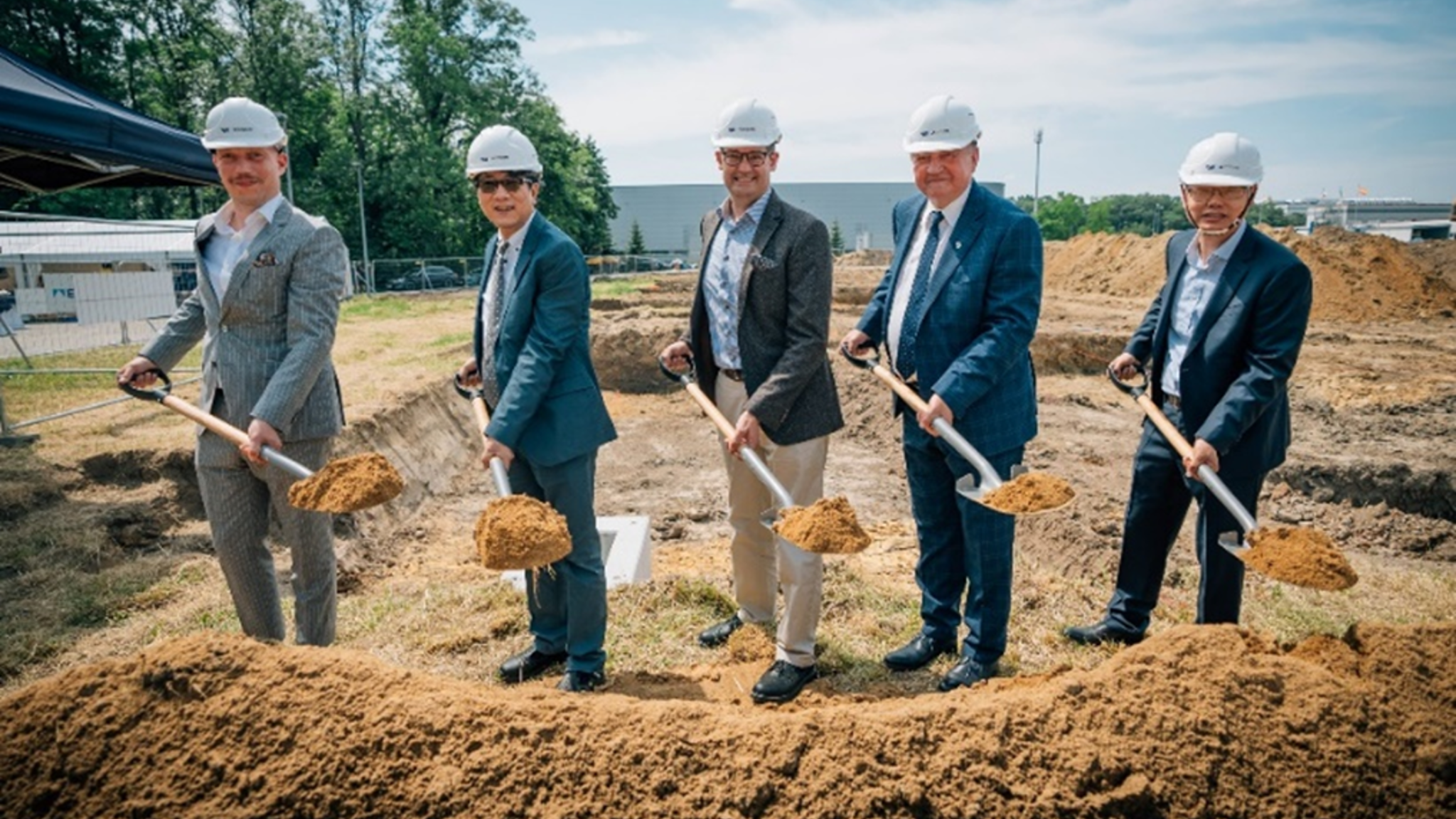 USI Expands Manufacturing Capabilities with Groundbreaking Ceremony for the Second Factory in Poland